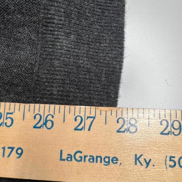 Vintage IZOD Lacoste V-Neck Sweater Men’s L Gray USA Made 100% Orlon Pullover - Picture 3 of 10